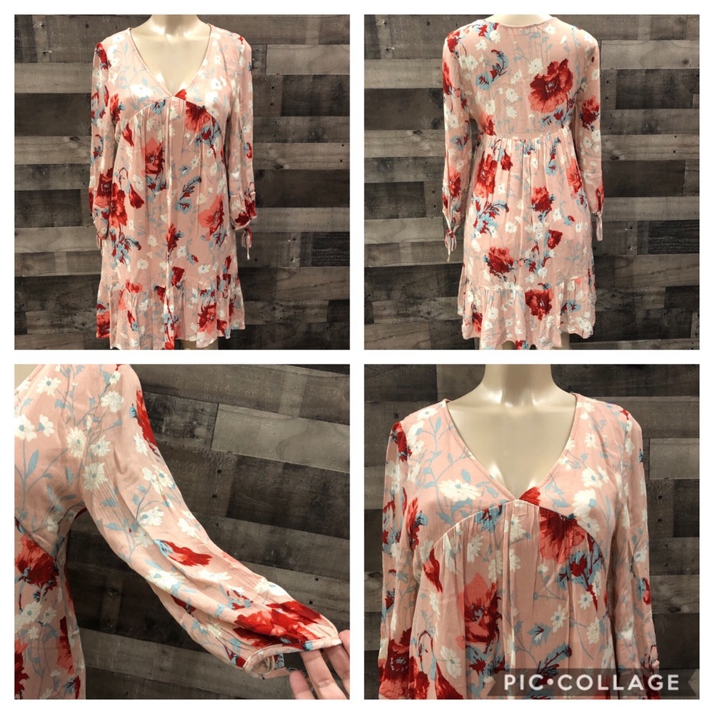 entro Beautifully detailed floral print dress